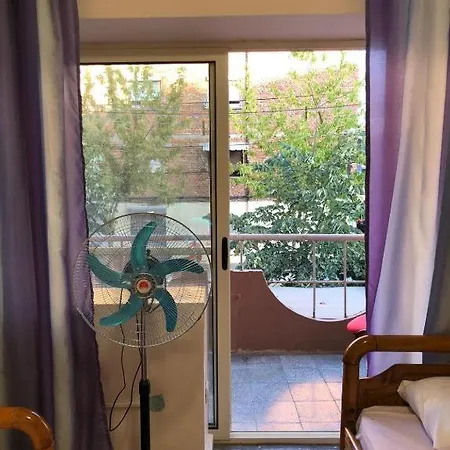Royal 3 Hostel
