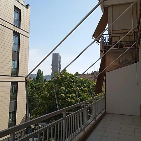 Guest house Royal 3 Opposite Nalu Bar