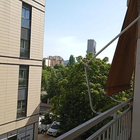 Royal 3 Opposite Nalu Bar