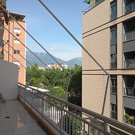 Guest house Royal 3 Opposite Nalu Bar