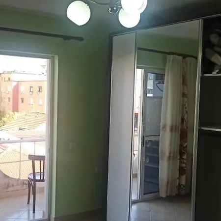 Royal 3 Opposite Nalu Bar Guest house