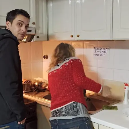 Royal 3 Opposite Nalu Bar Tirana